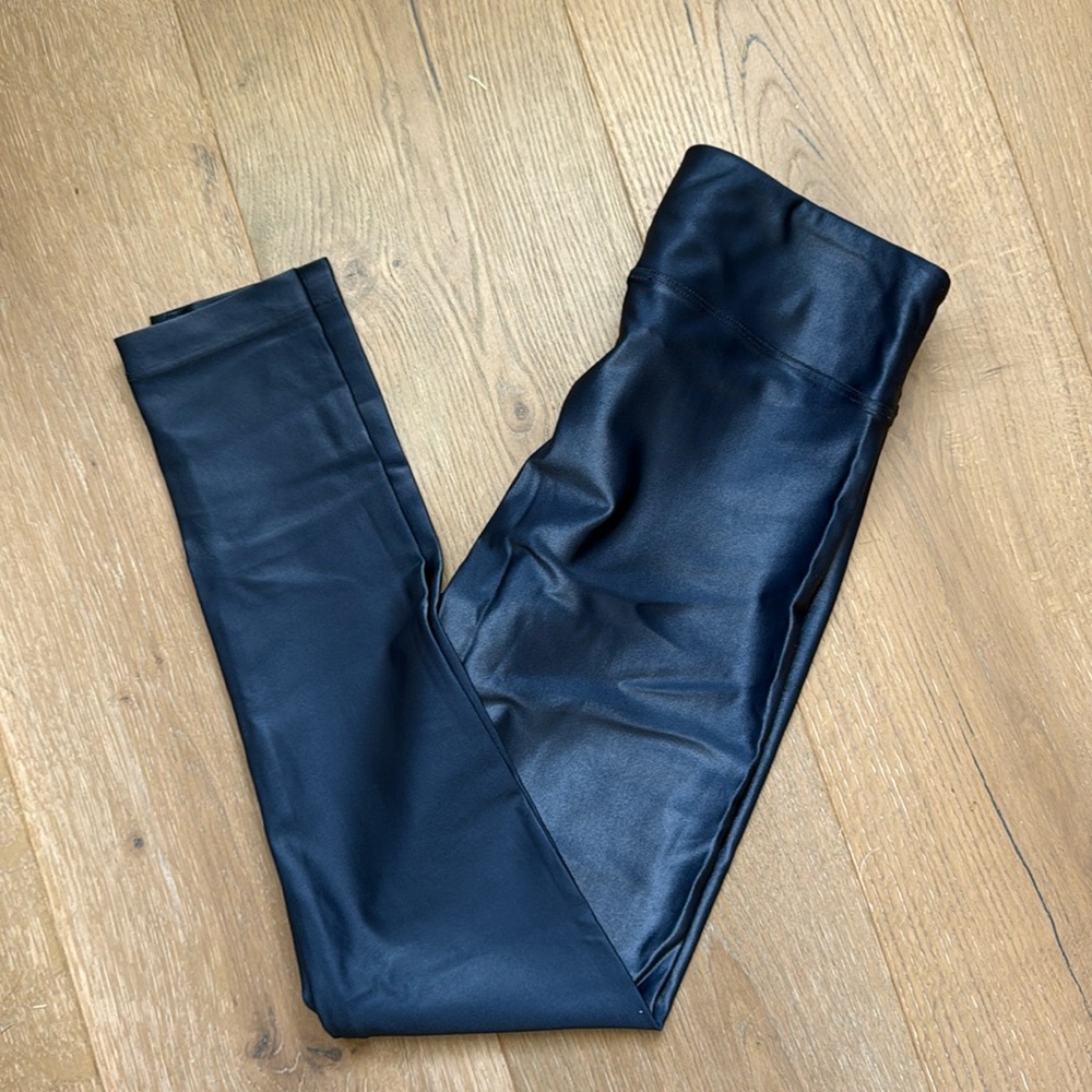 Koral high rise navy shiny leggings